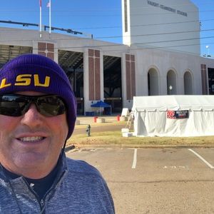 Meet your Posher, Tom